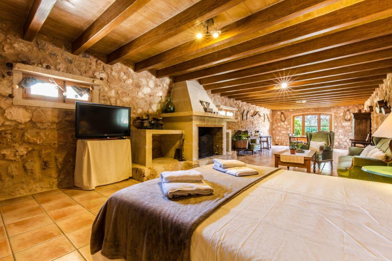 Finca Agroturismo Sa Cova Den Borino กัมโปส ภายนอก รูปภาพ